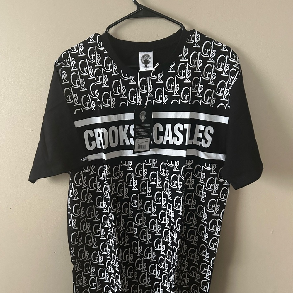 Crooks & Castles Black and White Graphic T-Shirt